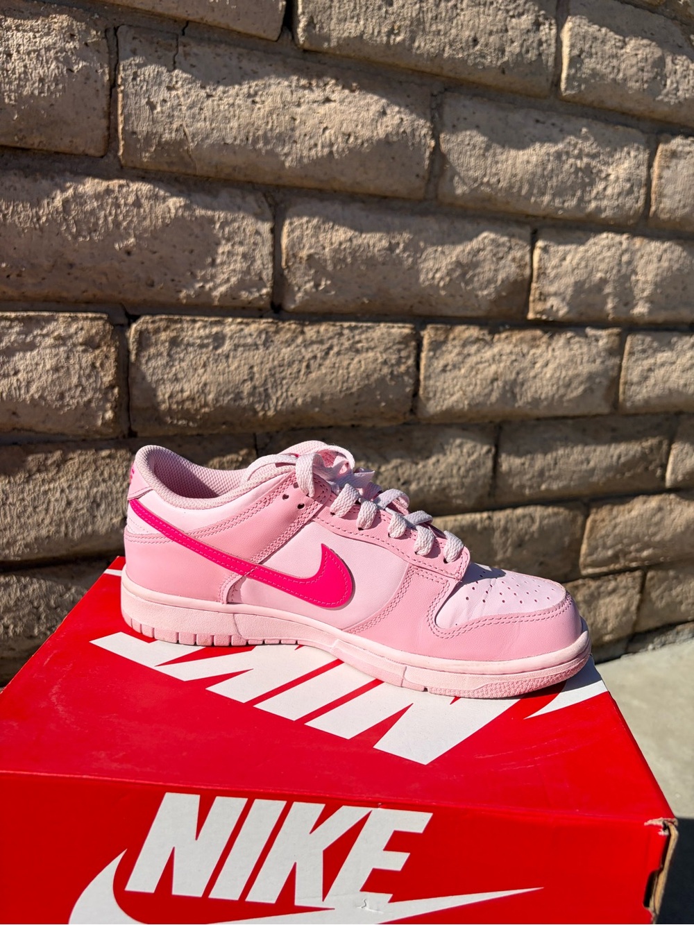 Nike Kids Pink Low-Top Sneakers with Hot Pink - Picture 6 of 7